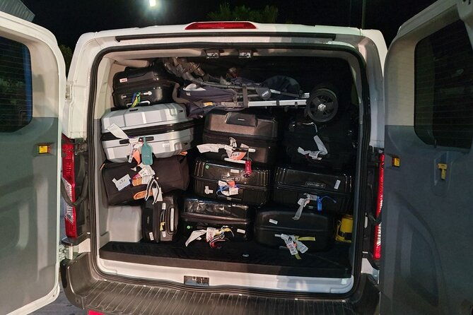 private-round-trip-6-passenger-van