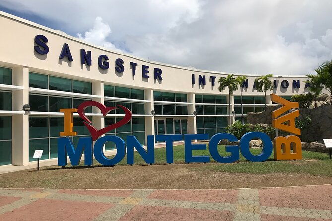 private-round-trip-airport-transfer-from-montego-bay-hotels