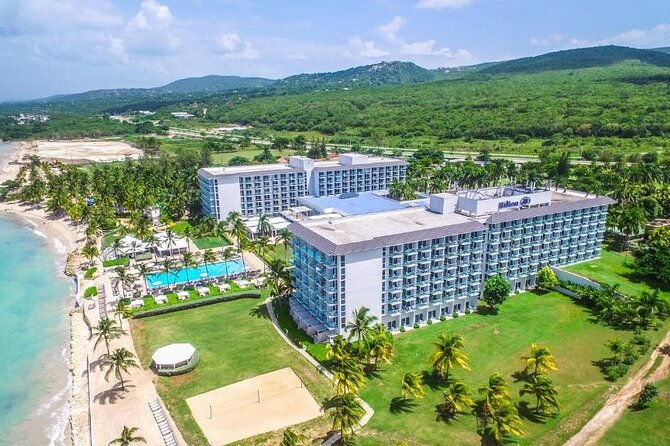 private-round-trip-airport-transfer-from-montego-bay-hotels