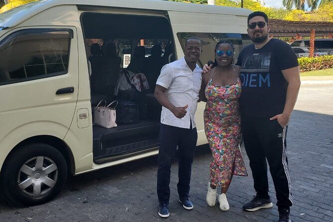 private-round-trip-airport-transfer-in-montego-bay