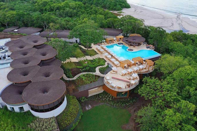 private-round-trip-shuttle-from-liberia-airport-to-reserva-conchal