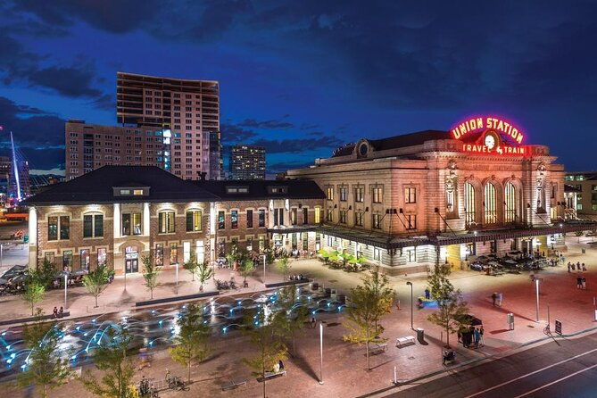 private-round-trip-transfer-denver-airport-den-to-denver-city