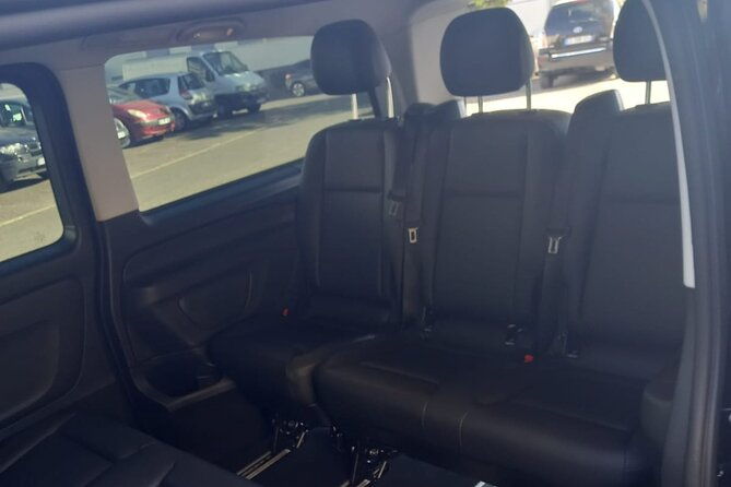 private-round-trip-transfer-from-to-paris-disneyland