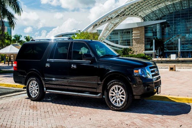 private-round-trip-transfer-luis-munoz-marin-airport-to-hotel