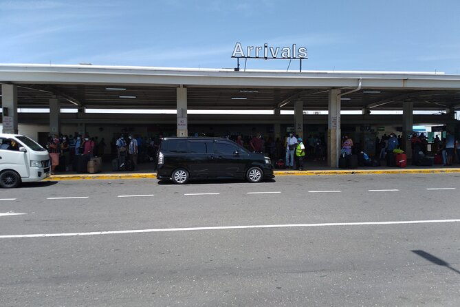 private-round-trip-transfer-montego-bay-to-grand-palladium