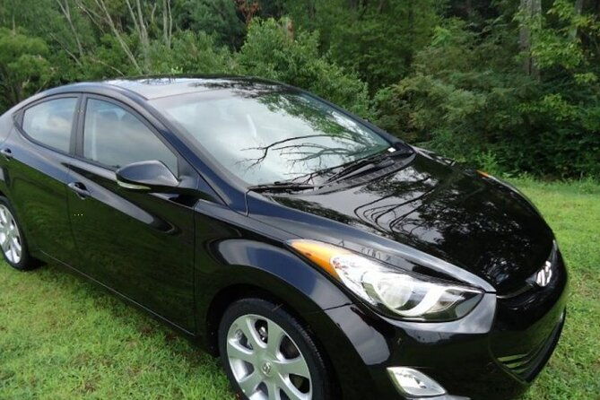 private-roundtrip-minivan-airport-transfer-to-palm-cay