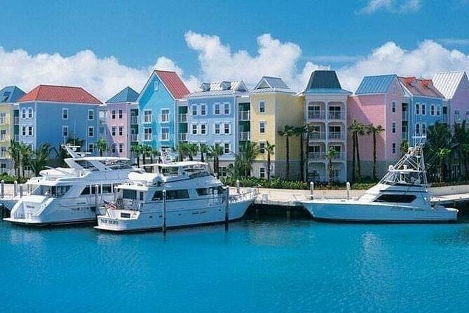 private-roundtrip-sedan-airport-transfer-to-paradise-island