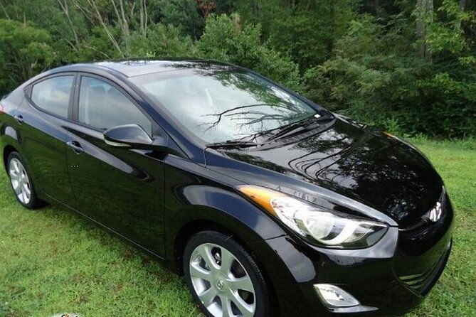 private-roundtrip-sedan-airport-transfer-to-paradise-island