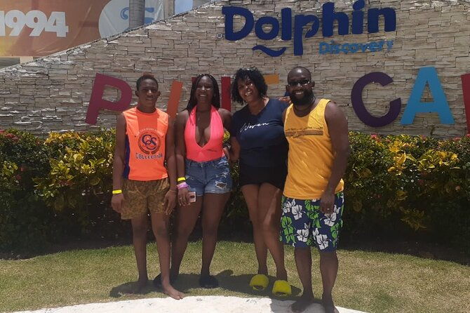 private-roundtrip-transfer-from-punta-cana-airport-to-hotels