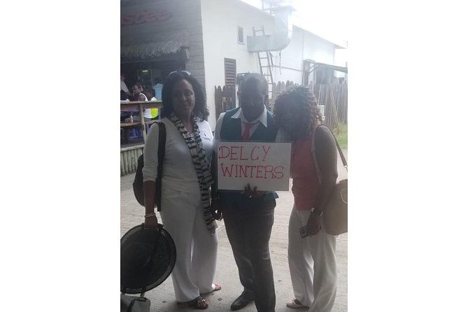 private-roundtrip-transfer-montego-bay-airport-excellence-oyster