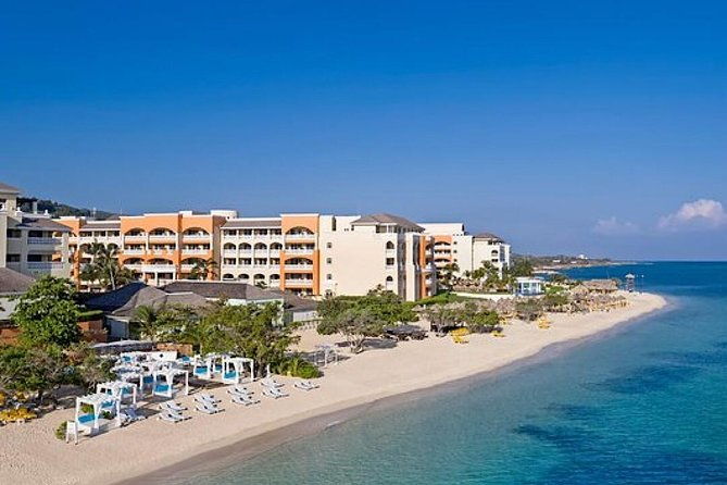 private-roundtrip-transfer-montego-bay-airport-to-iberostar