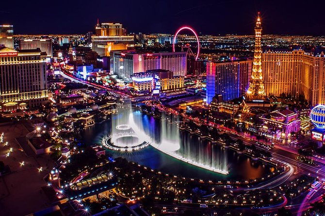 private-roundtrip-transfer-to-las-vegas-by-luxury-limo