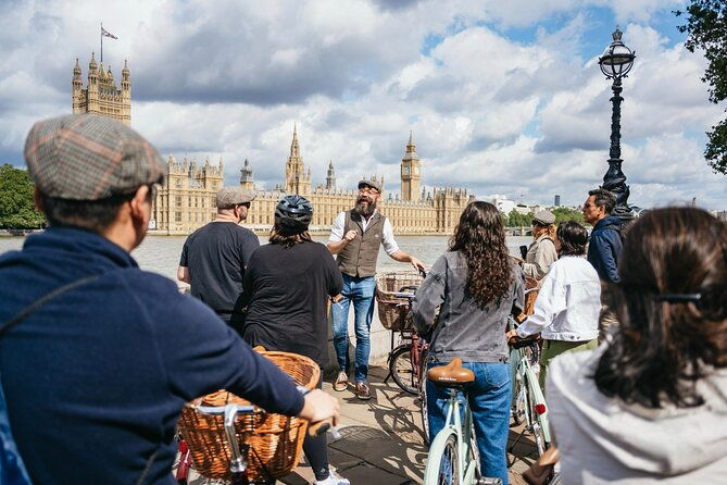 private-royal-london-bike-tour-with-pub-street-art