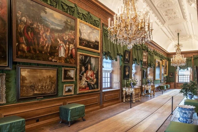 Private Royal Tour : Paleis Het Loo and Muiderslot castle - Hidden Gems: Private Castles and Palaces of North Holland  