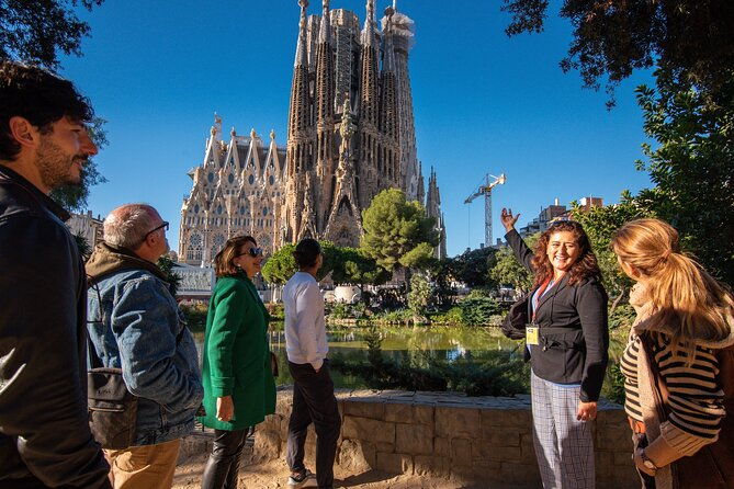 private-sagrada-familia-guided-tour-with-skip-the-line-ticket