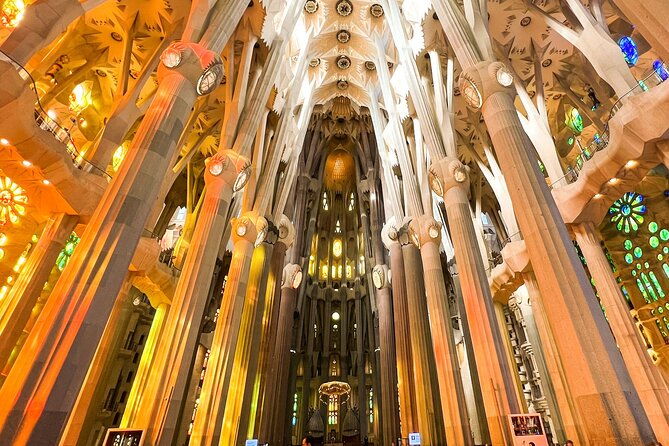 private-sagrada-familia-guided-tour-with-skip-the-line-ticket
