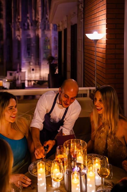 private-sagrada-familia-wine-tasting-3-course-dinner