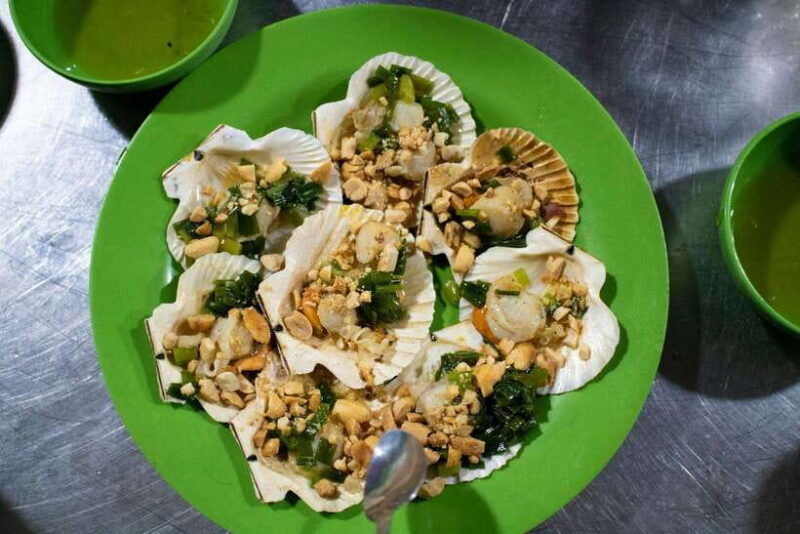 private-saigon-foodie-walk_eleven-street-tastings-cant-miss