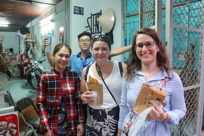 Private Saigon Walking Tour with Food Tasting - Who Will Appreciate This Tour?