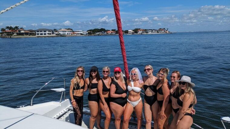 private-sail-charter-sunset-sail