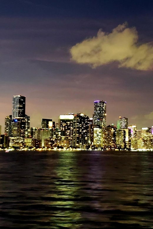 private-sail-cruise-around-miami-waterfront