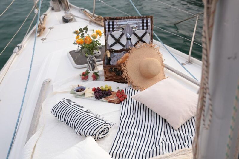 private-sailing-and-picnic-experience-from-barcelona
