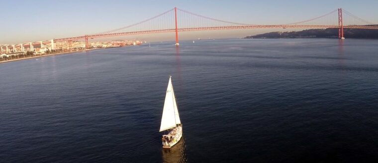 private-sailing-boat-tour-lisbon-with-a-drink-2-to-8-hours