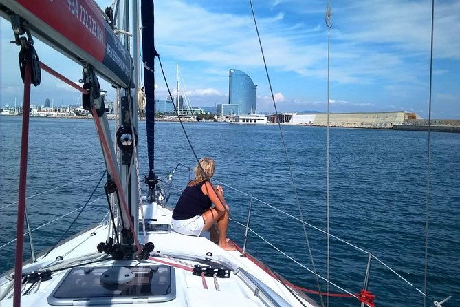 private-sailing-experience-barcelona-up-to-11-guests-5-6-8-hours