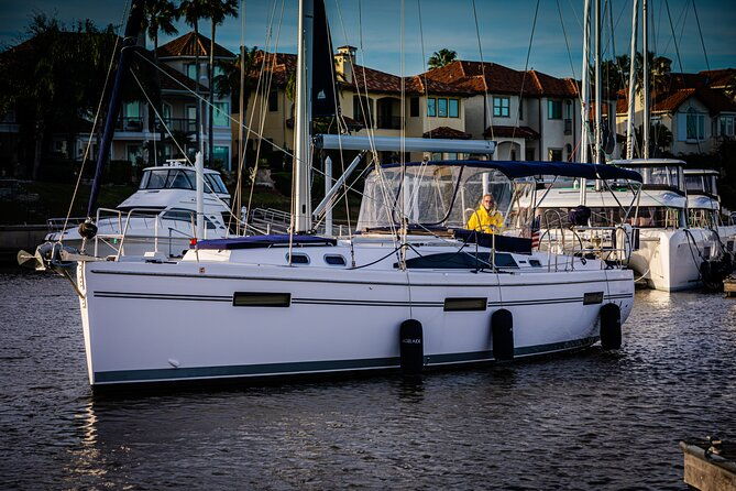 private-sailing-experience-on-galveston-bay