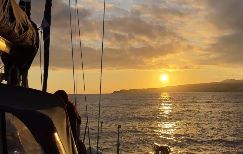 private-sailing-sunset-tour-pdl