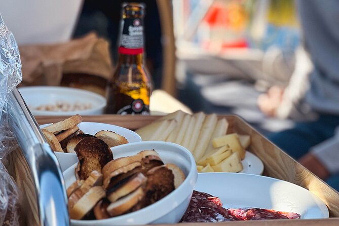 private-sailing-tour-enjoy-barcelona-from-the-sea-2