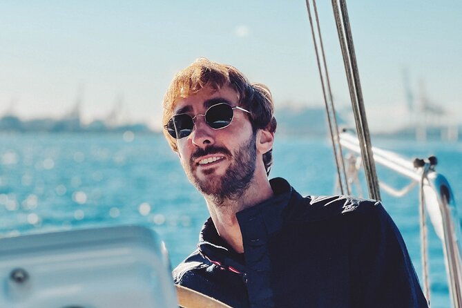 private-sailing-tour-enjoy-barcelona-from-the-sea