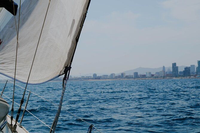 private-sailing-tour-enjoy-barcelona-from-the-sea