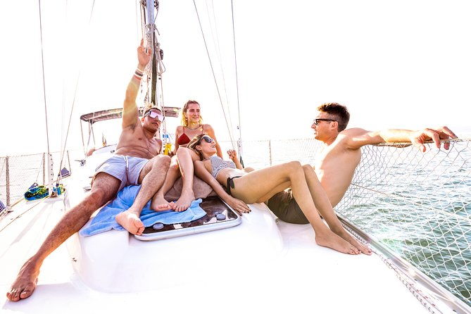 private-sailing-trip-along-capri-and-the-amalfi-coast