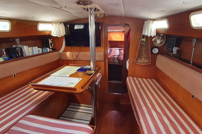 private-sailing-trips-around-fishers-island-from-new-london-ct