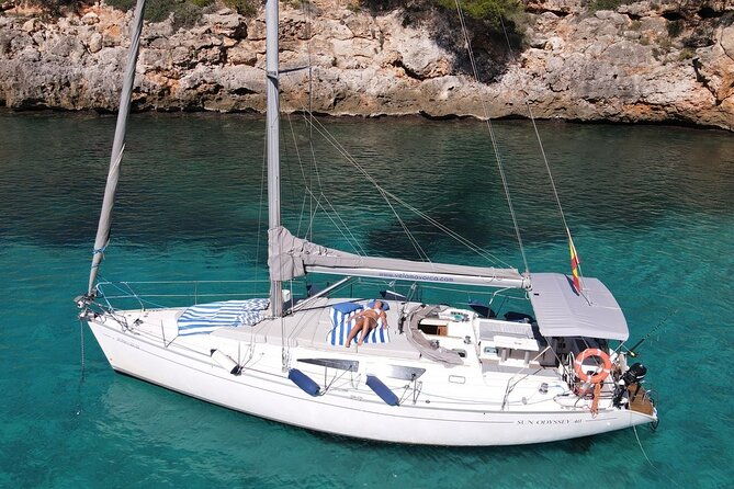 private-sailing-with-paella-and-tapas-in-palma