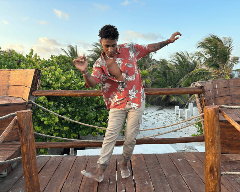 private-salsa-class-in-tulum-bailamor