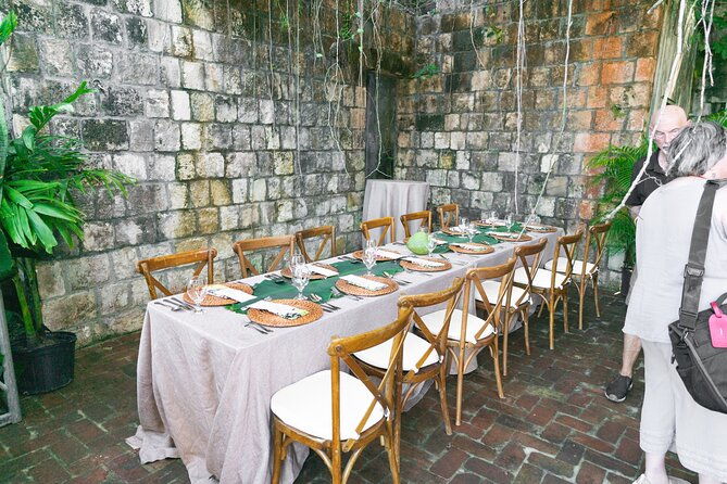 private-sandy-bay-farm-to-table-meal-and-tour-at-blue-hole-estate