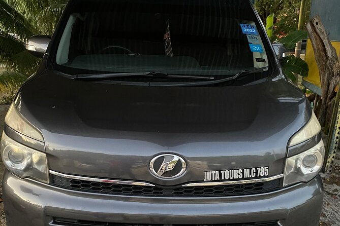 private-sangsters-int-airport-pickup-to-montego-bay-resorts