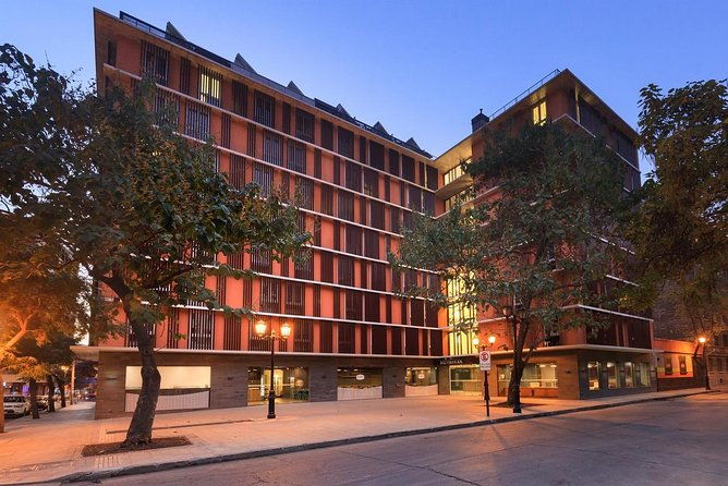 private-santiago-hotel-or-airport-arrival-transfer-to-vina-del-mar-or-valparaiso