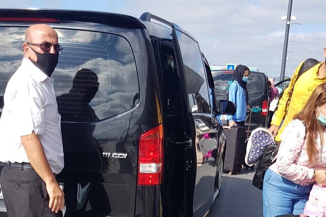 private-saw-airport-arrival-or-departure-transfer