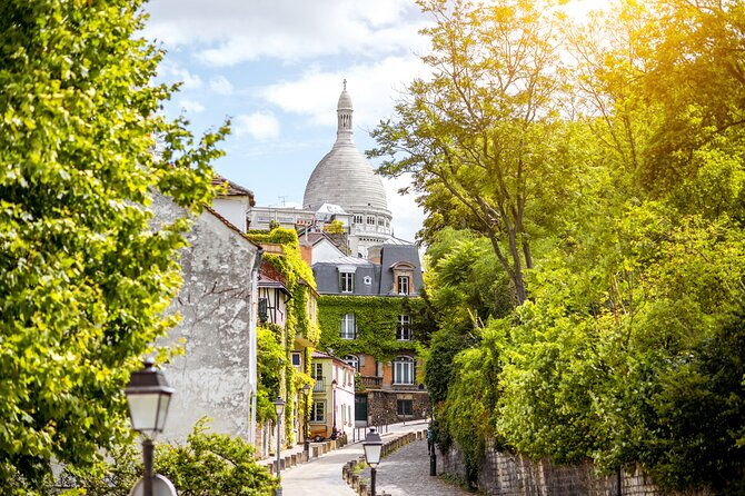 private-scavenger-hunt-in-montmartre