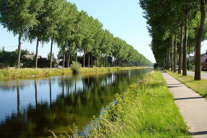 private-scenic-bike-tour-bruges-countryside-2
