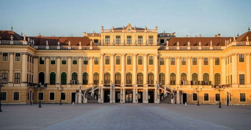 private-schonbrunn-palace-tour-entrance-included