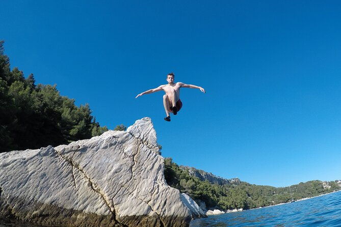 private-sea-kayaking-snorkeling-tour-in-split