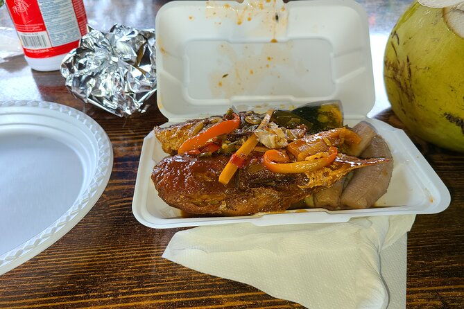 private-seafood-tour-and-floyds-pelican-bar-or-black-river-safari