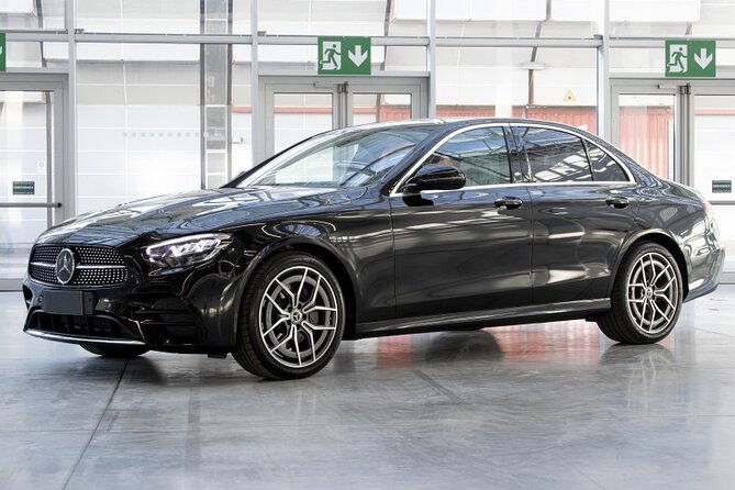 private-sedan-departure-from-rome-city-to-fiumicino-airport-fco