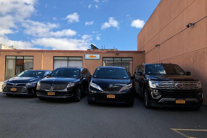 Private (Sedan) Departure Transfer to Kansas City Airport MCI - An In-Depth Look at the Kansas City Private Sedan Transfer  