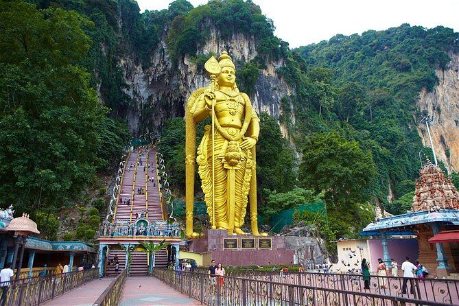Private Selangor Day Tour : Batu Caves, Blue Mosque, Fruit Valley, Malawati Hill - Authentic Insights from Past Travelers