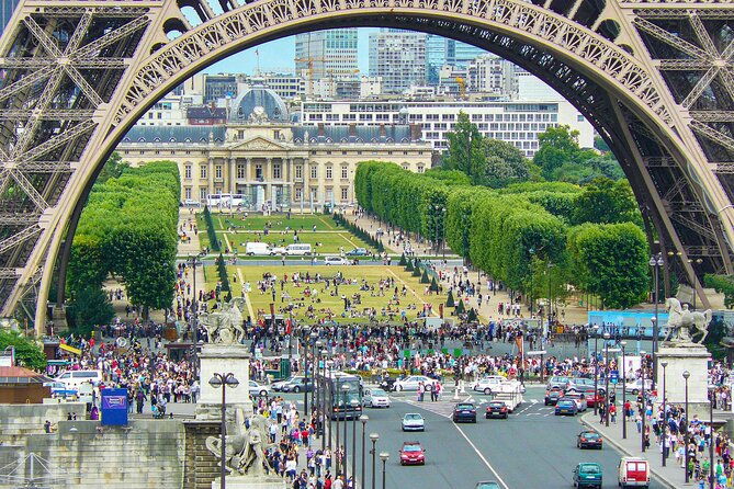 private-self-guided-audio-tour-of-the-eiffel-tower-no-ticket